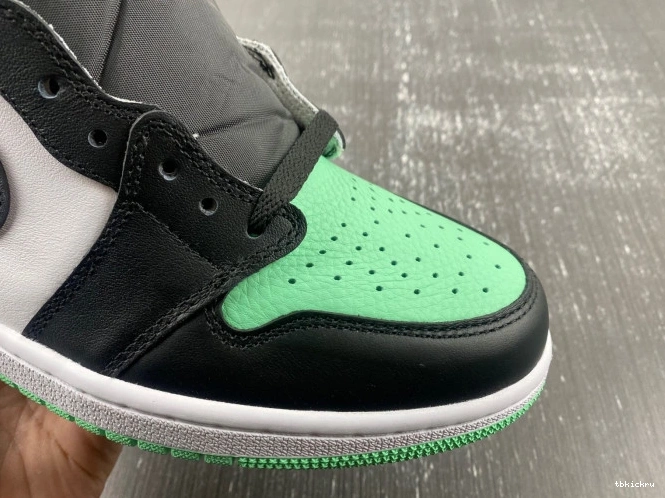 Reps TBkick DZ5485-130 1 Jordan OG Air Glow Green High 0820